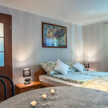 Mit Terrasse- Garten Und Grill By Interhome