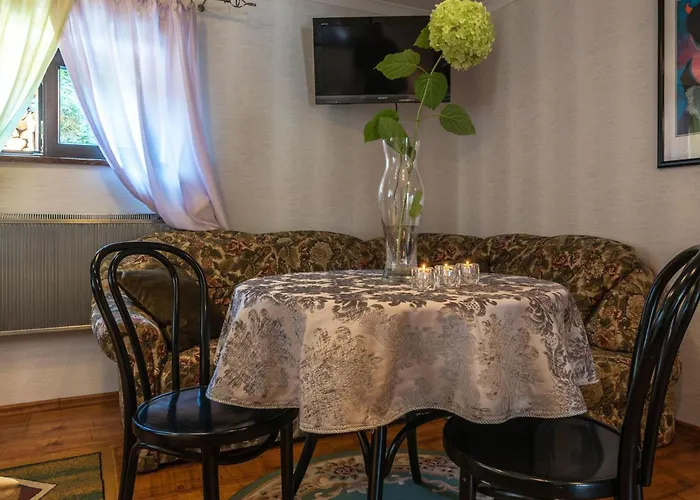 Mit Terrasse- Garten Und Grill By Interhome * Mysłakowice